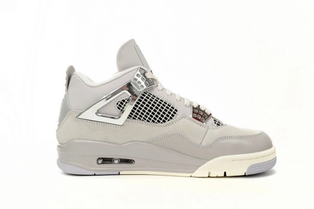 Kick Theory 4 AQ9129-001 WMNS Air Frozen Jordan Moments 0807
